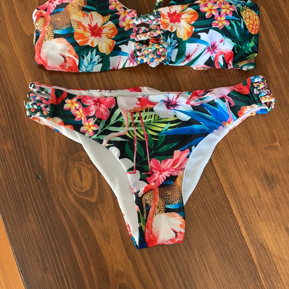 SHEIN floral bikini - Picture 3 of 6